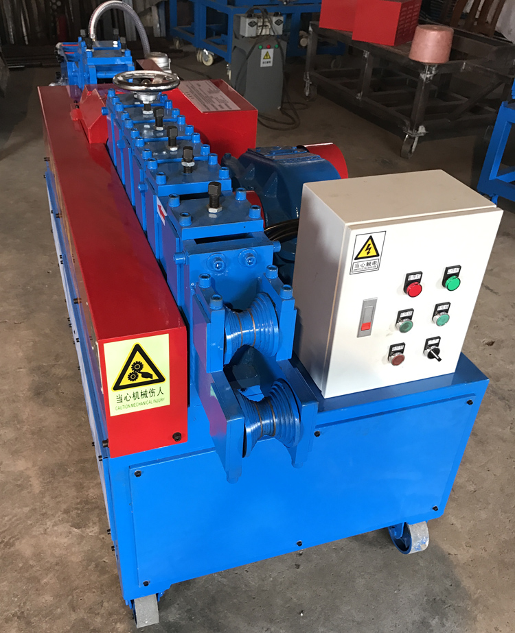 鋼管調(diào)直機除銹圖片/鋼管調(diào)直機除銹樣板圖 (3)