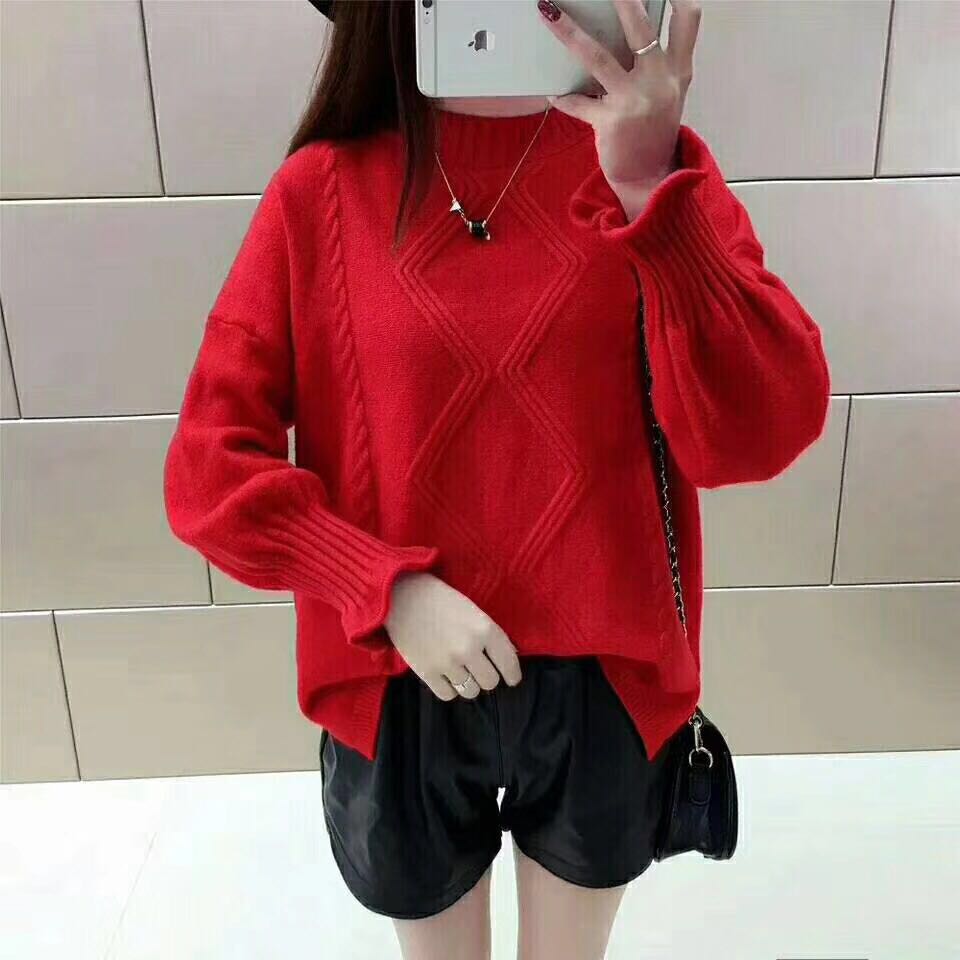 便宜服裝批發(fā)尾貨服裝批發(fā)地?cái)傇缡袌D片