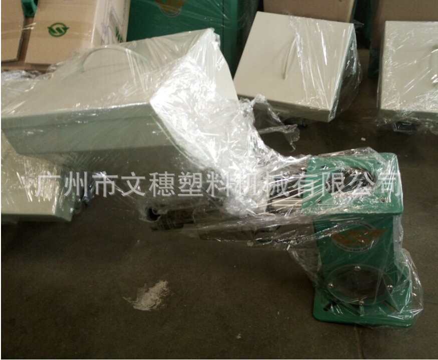 冷水機圖片/冷水機樣板圖 (1)