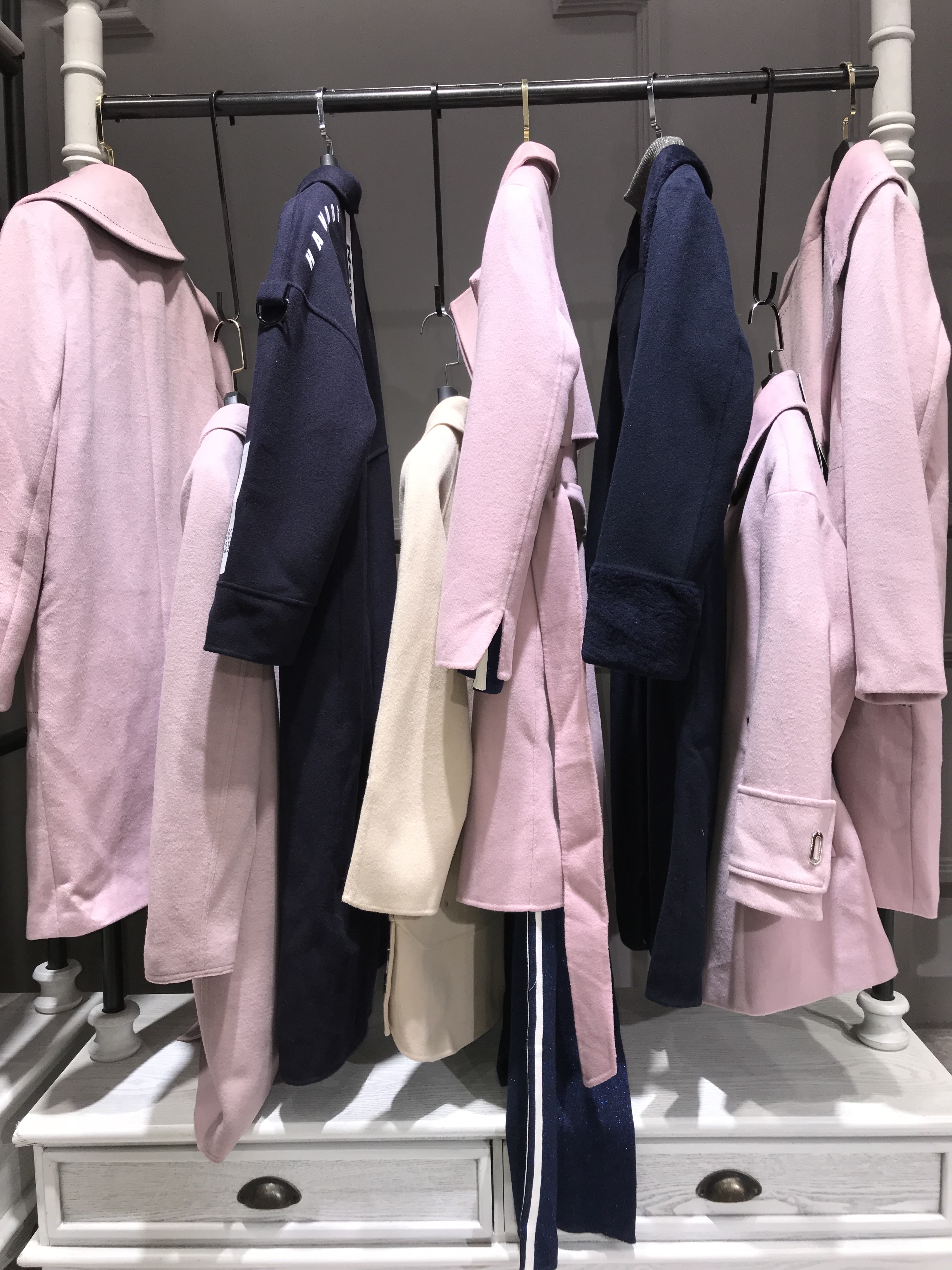 時(shí)尚女裝【璞秀18冬】圖片/時(shí)尚女裝【璞秀18冬】樣板圖 (2)