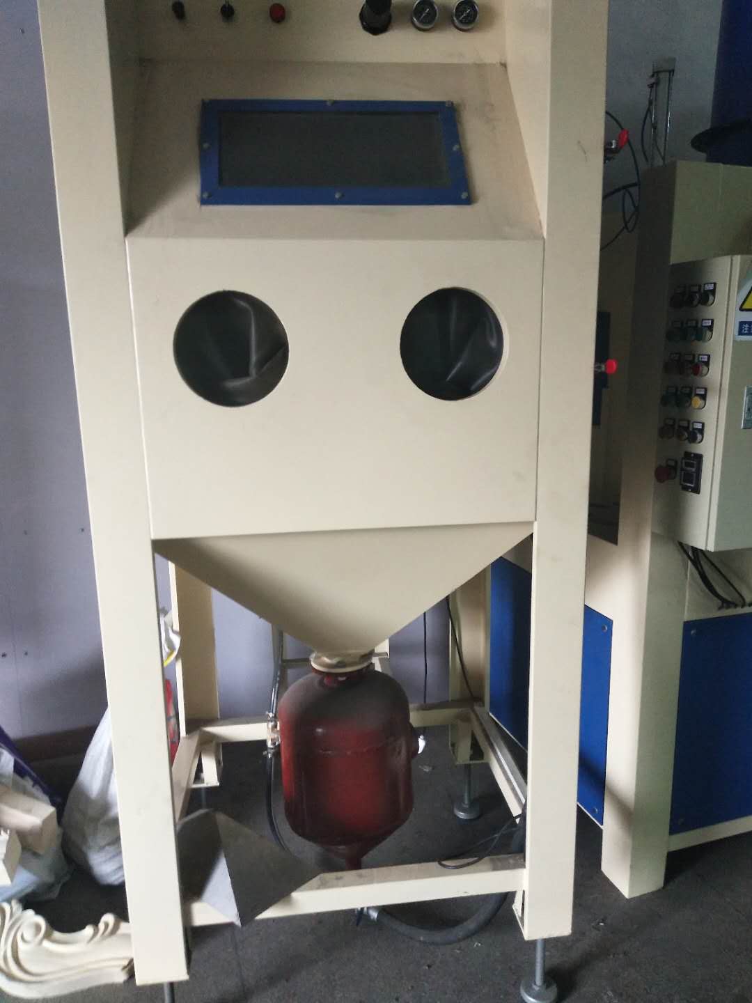9060噴砂機(jī)圖片/9060噴砂機(jī)樣板圖 (4)
