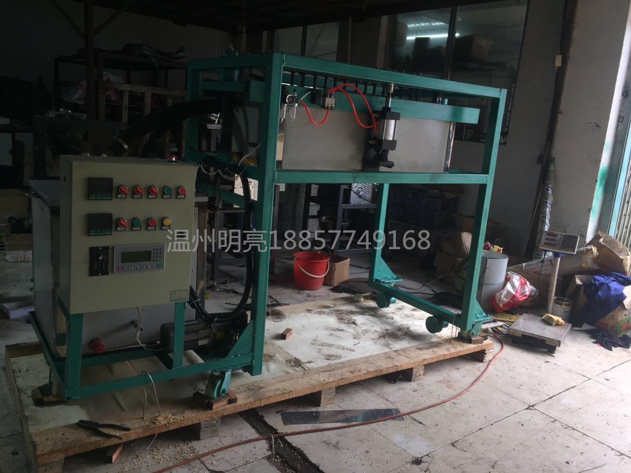 全自動半自動蠟燭灌裝機(jī)圖片/全自動半自動蠟燭灌裝機(jī)樣板圖 (2)