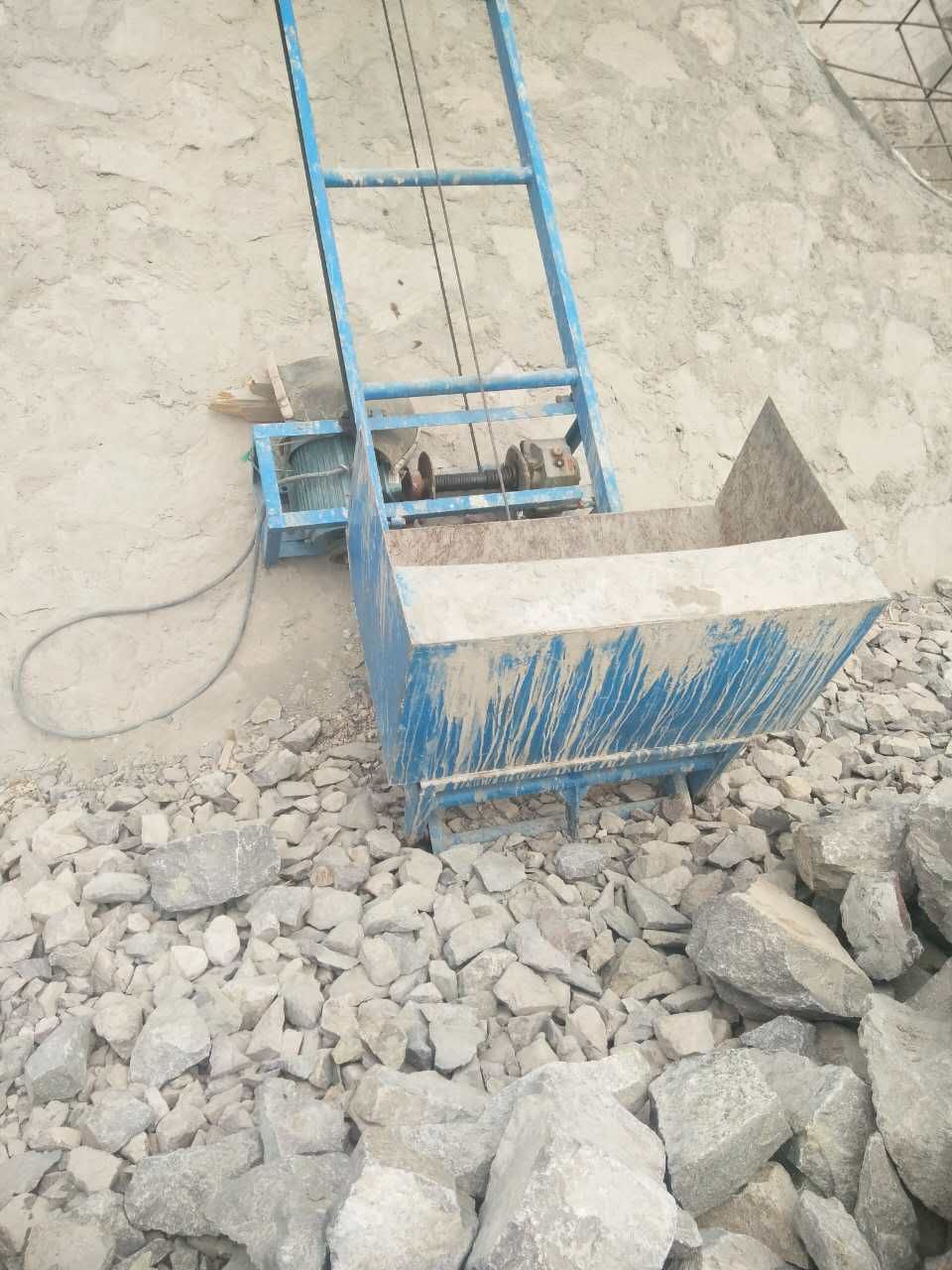 爬山虎機械_爬山虎機械價格_優(yōu)質(zhì)