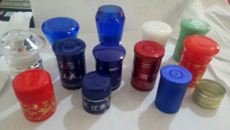 酒瓶蓋圖片/酒瓶蓋樣板圖 (3)