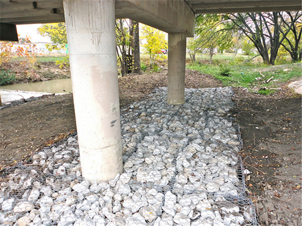 河道損傷格賓石籠圖片