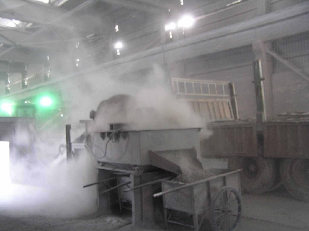 裝卸料堆場港口碼頭鐵路貨場建筑工地環(huán)保噴霧降塵機(jī)