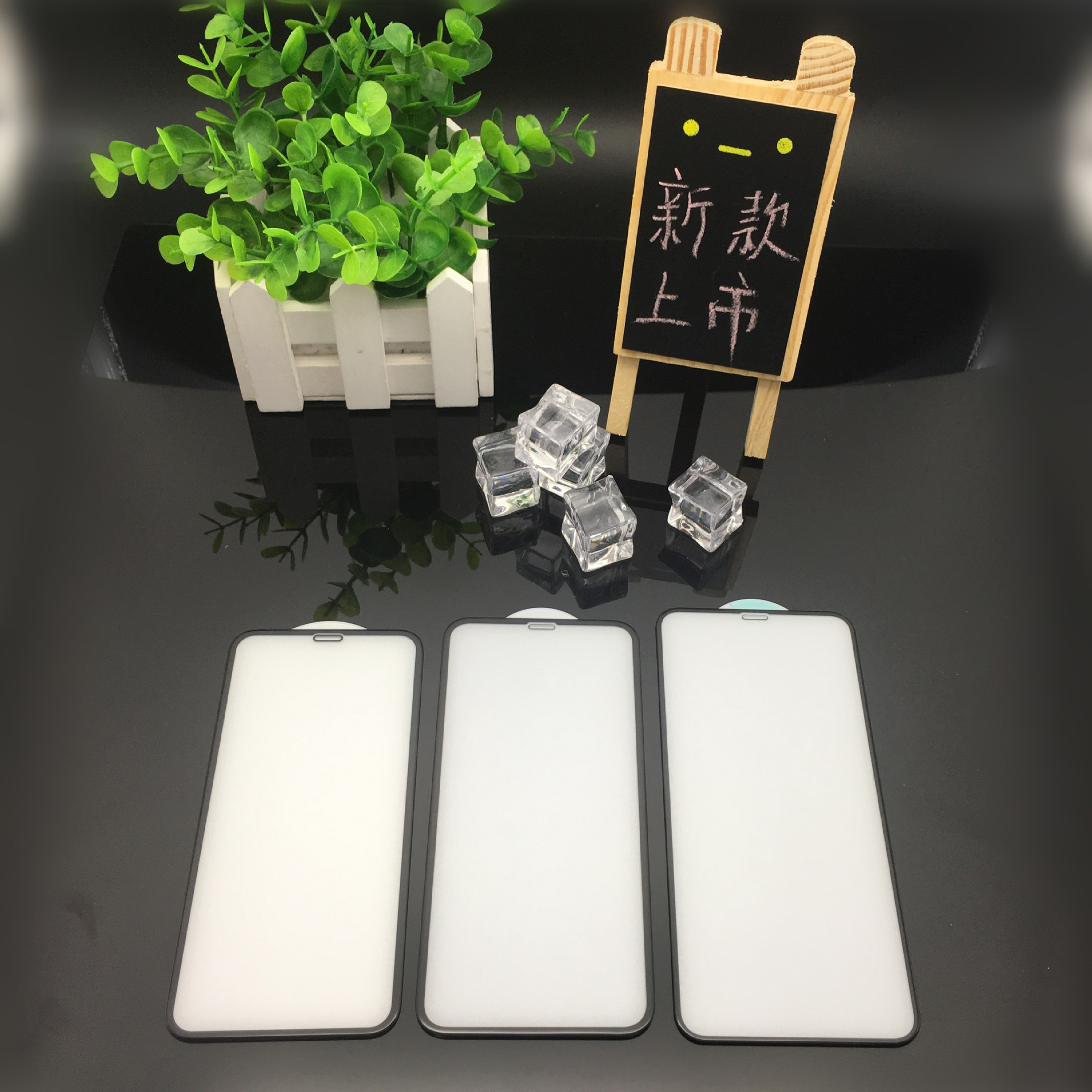 蘋果新款鋼化膜 6.1/6.5寸圖片/蘋果新款鋼化膜 6.1/6.5寸樣板圖 (1)