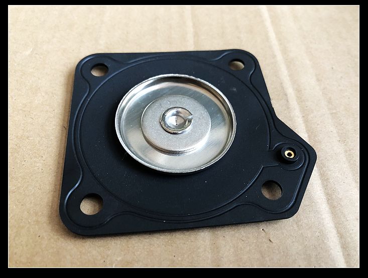 南京注塑模具廠 投線儀測(cè)距儀模具圖片