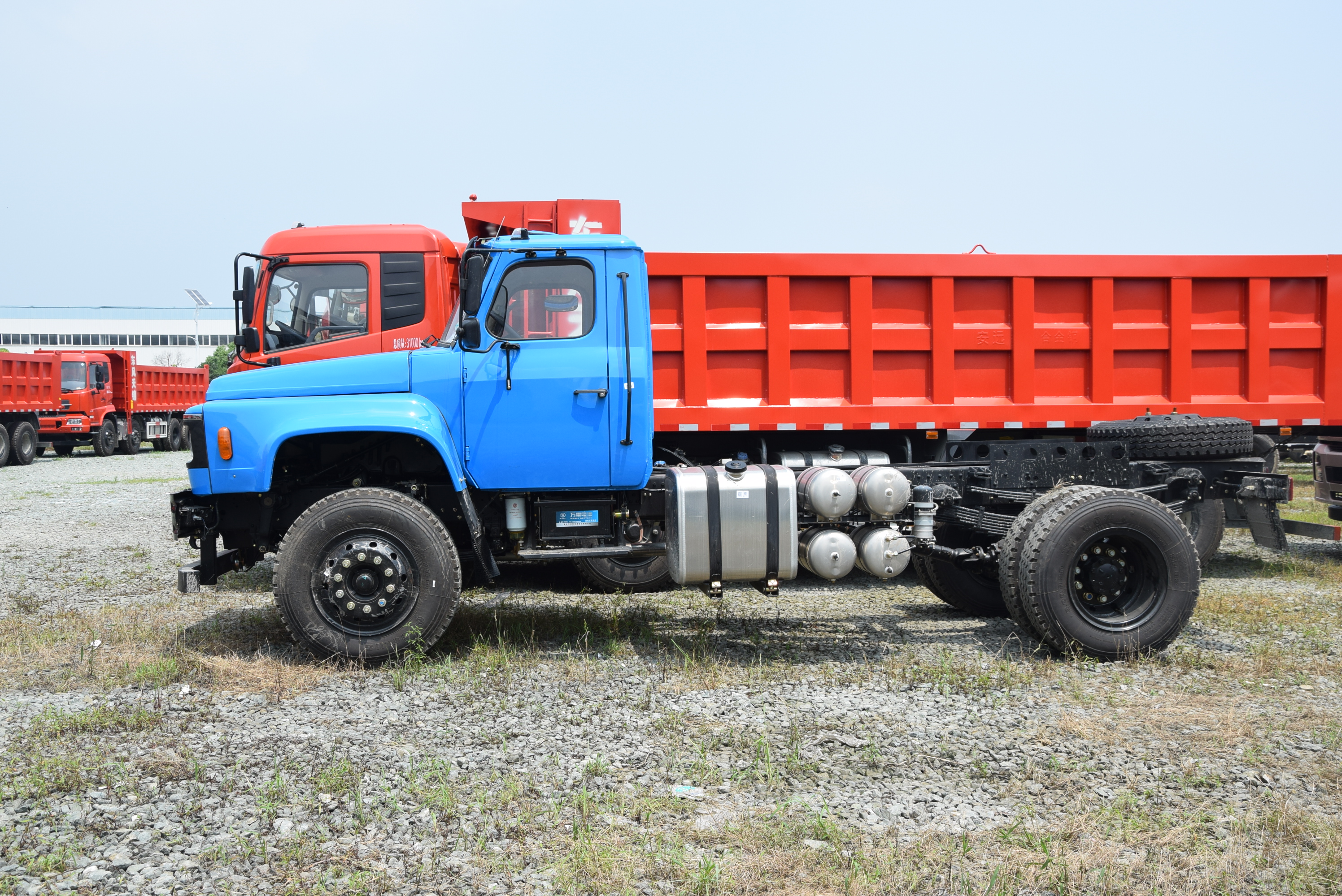 東風(fēng)尖頭自卸車(chē)圖片/東風(fēng)尖頭自卸車(chē)樣板圖 (2)