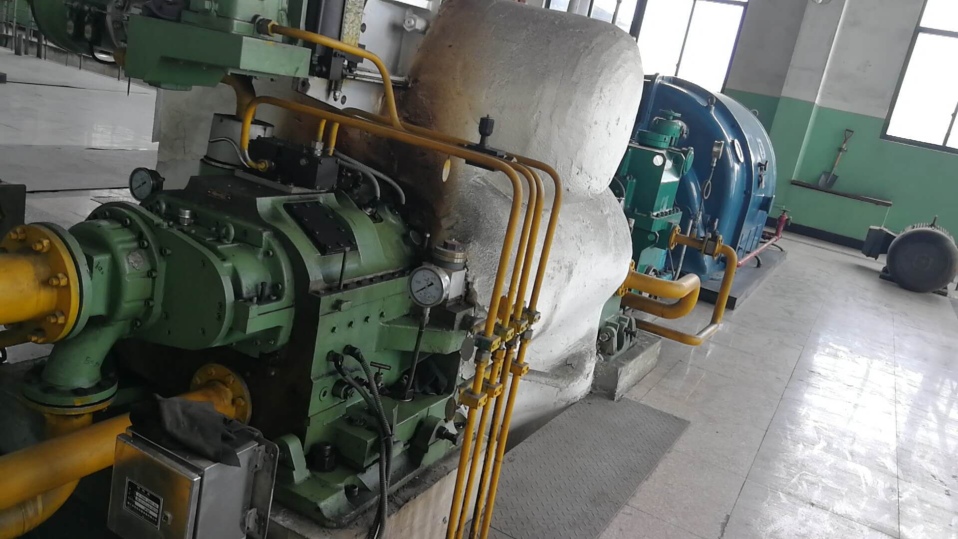 汽輪發(fā)電機(jī)圖片/汽輪發(fā)電機(jī)樣板圖 (2)