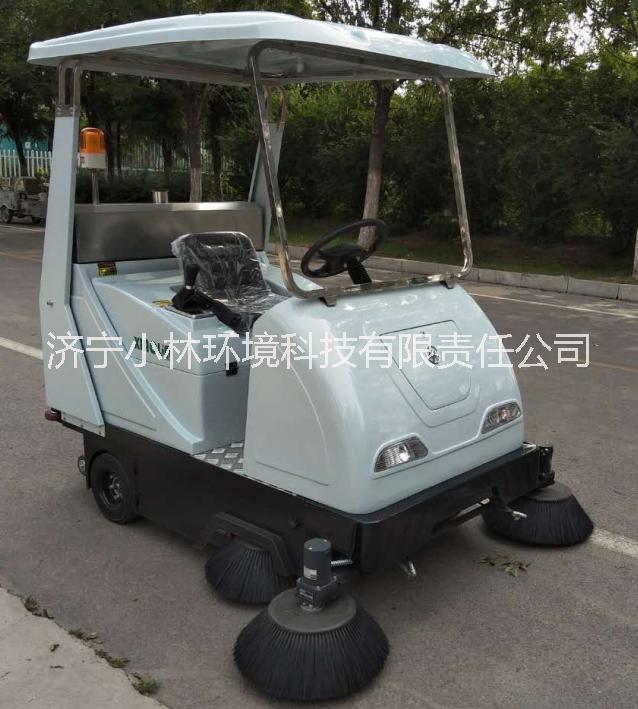 新能源駕駛式電動(dòng)掃地車圖片/新能源駕駛式電動(dòng)掃地車樣板圖 (4)