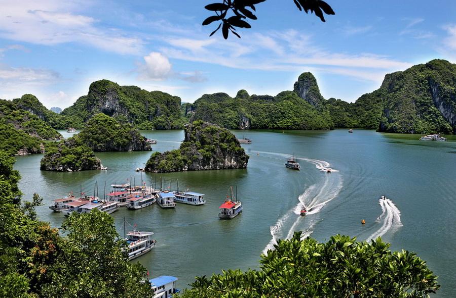 越南下龍灣、河內(nèi)4日不進購物店 含【天堂島+月亮湖+迷宮線路】贈送河內(nèi)蓮花自助餐