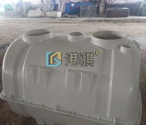 玻璃鋼化糞池加工設(shè)備 組裝過(guò)程圖片/玻璃鋼化糞池加工設(shè)備 組裝過(guò)程樣板圖 (3)