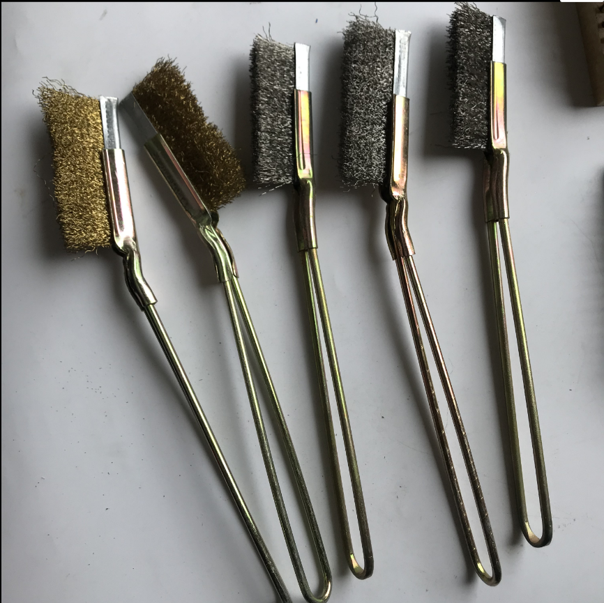 鋼刀刷供應商，鋼刀刷生產(chǎn)廠家， 鋼刀刷廠家定制，鋼刀刷電話，上海鋼刀刷廠 鋼刀刷