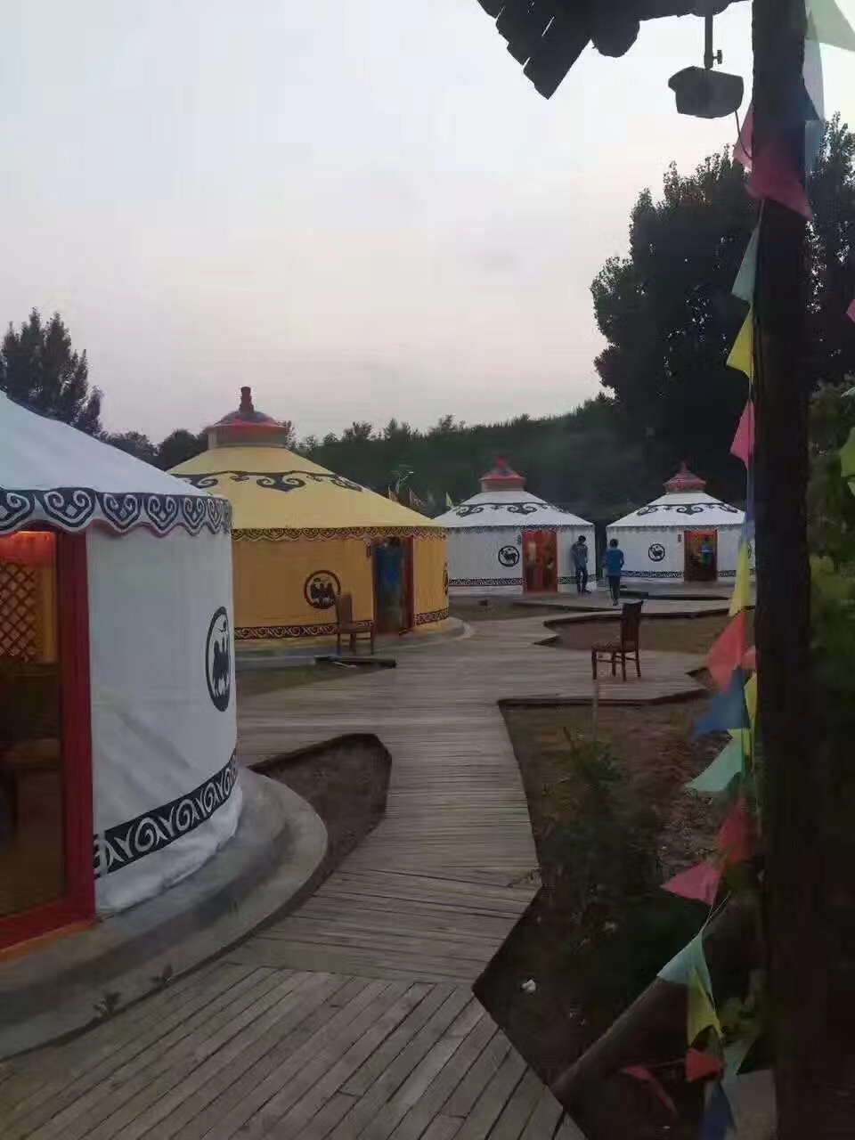 蒙古包安裝步驟圖片/蒙古包安裝步驟樣板圖 (4)