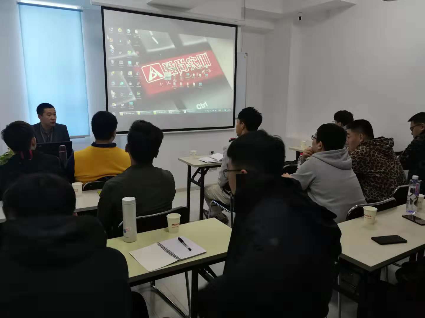 Pyt?hon圖片/Pyt?hon樣板圖 (4)