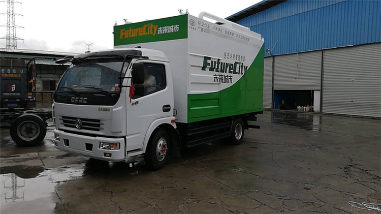 糞便處理廠家，吸污凈化車，新型凈化吸糞車