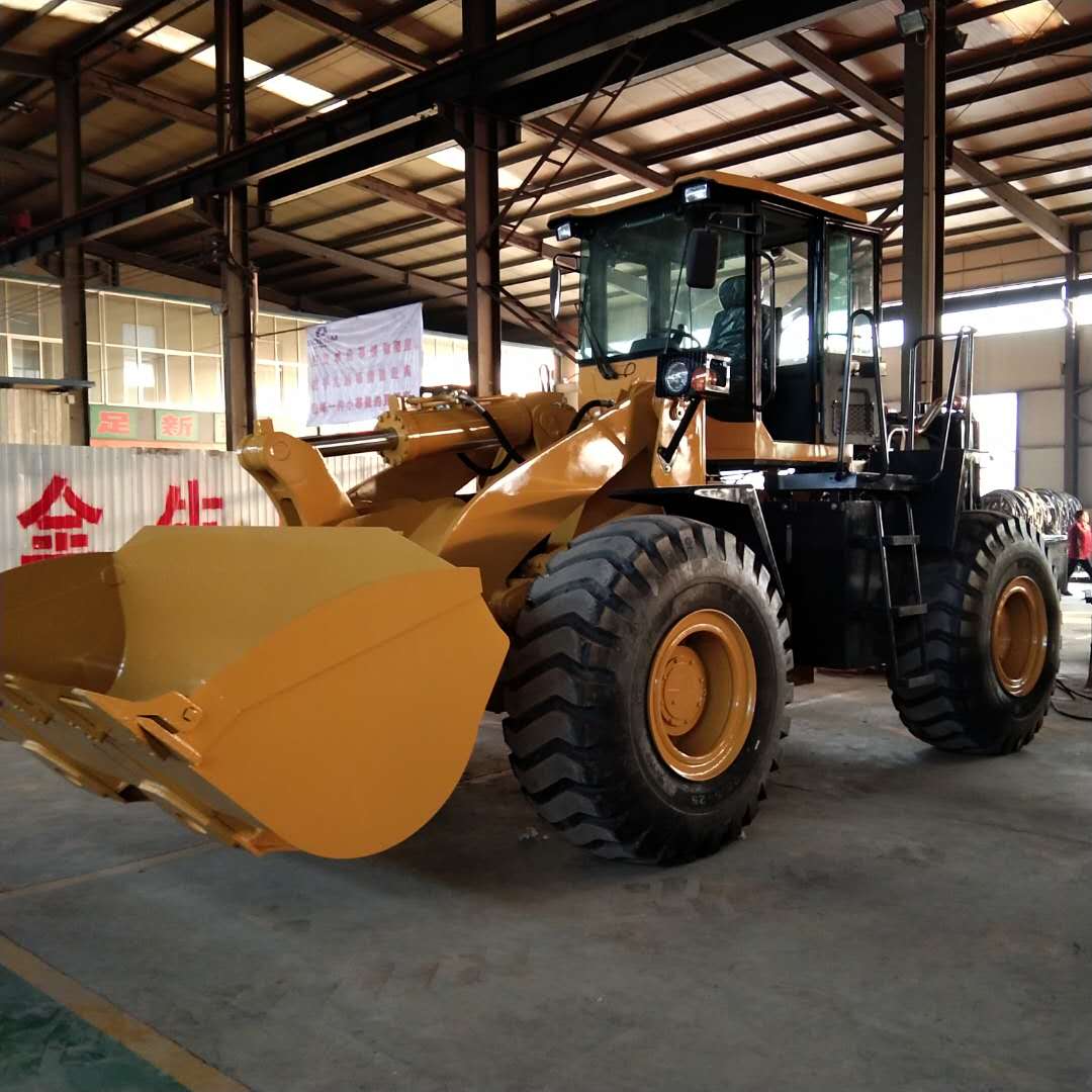 50裝載機(jī)鏟車制造榮裝機(jī)械馬力大圖片