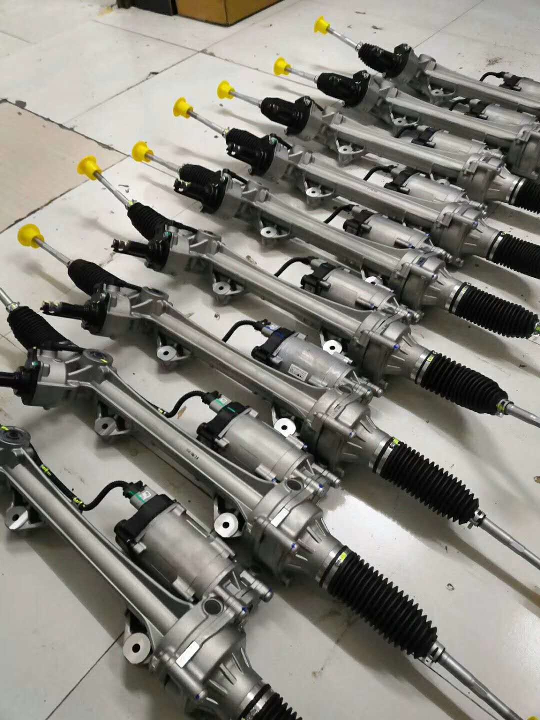 奔馳251發(fā)動機(jī)圖片/奔馳251發(fā)動機(jī)樣板圖 (3)