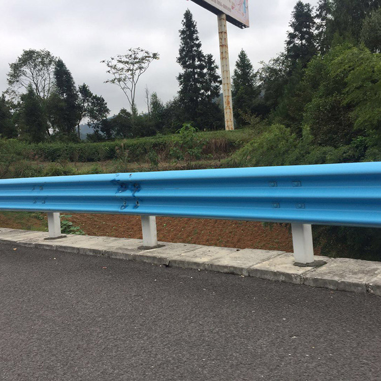 護(hù)欄板圖片/護(hù)欄板樣板圖 (4)