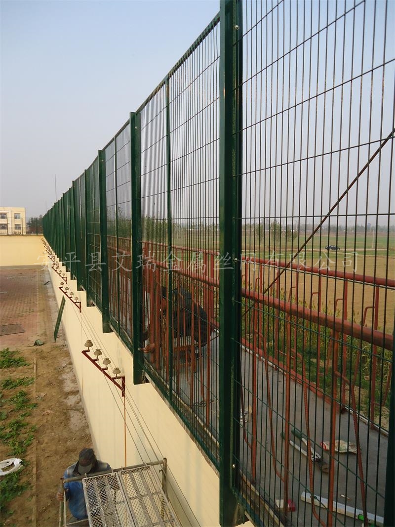 監(jiān)獄鋼網(wǎng)墻圖片/監(jiān)獄鋼網(wǎng)墻樣板圖 (4)