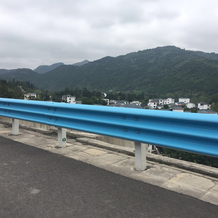 護(hù)欄板圖片/護(hù)欄板樣板圖 (2)