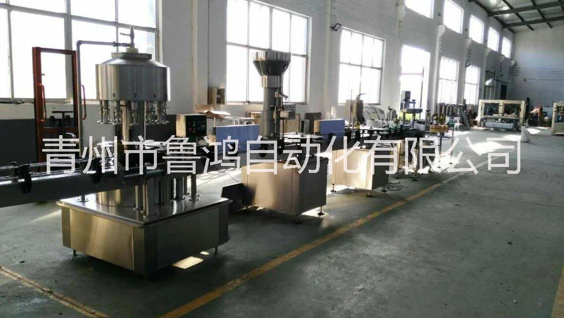 葡萄酒全自動(dòng)灌裝機(jī)圖片