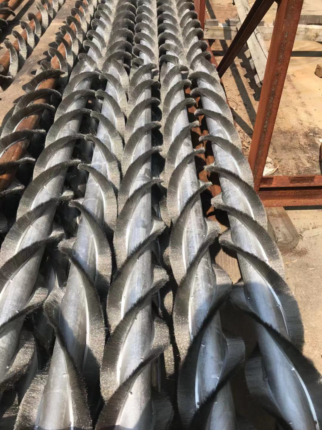 礦業(yè)用電動(dòng)毛刷清掃器  毛刷盤  除銹毛刷輥  傳動(dòng)毛刷輥  耐高溫毛刷