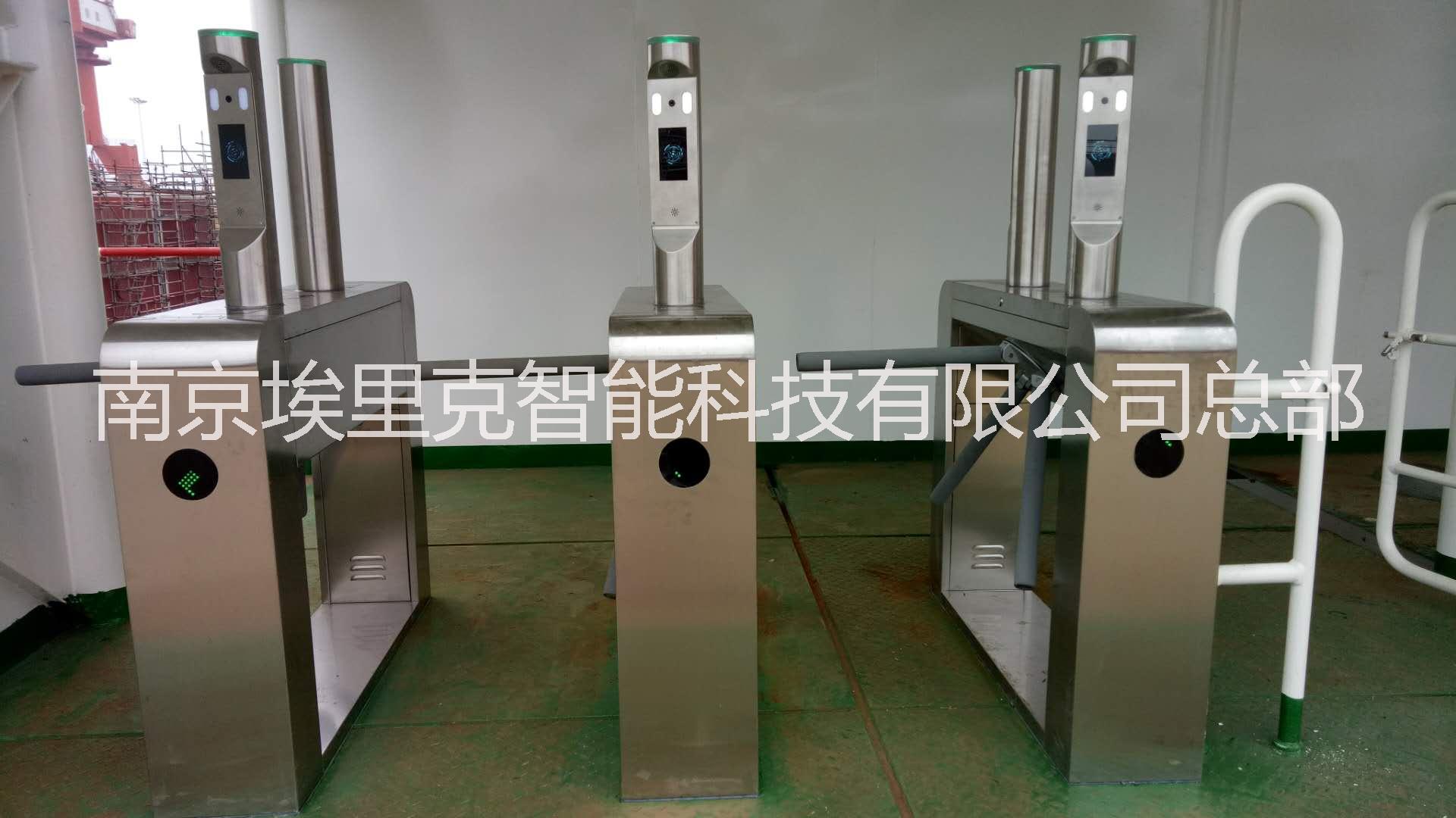 鎮(zhèn)江市工地實(shí)名制門禁打卡機(jī) 閘機(jī)