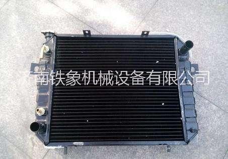 濟(jì)南供應(yīng)各品牌叉車水箱圖片