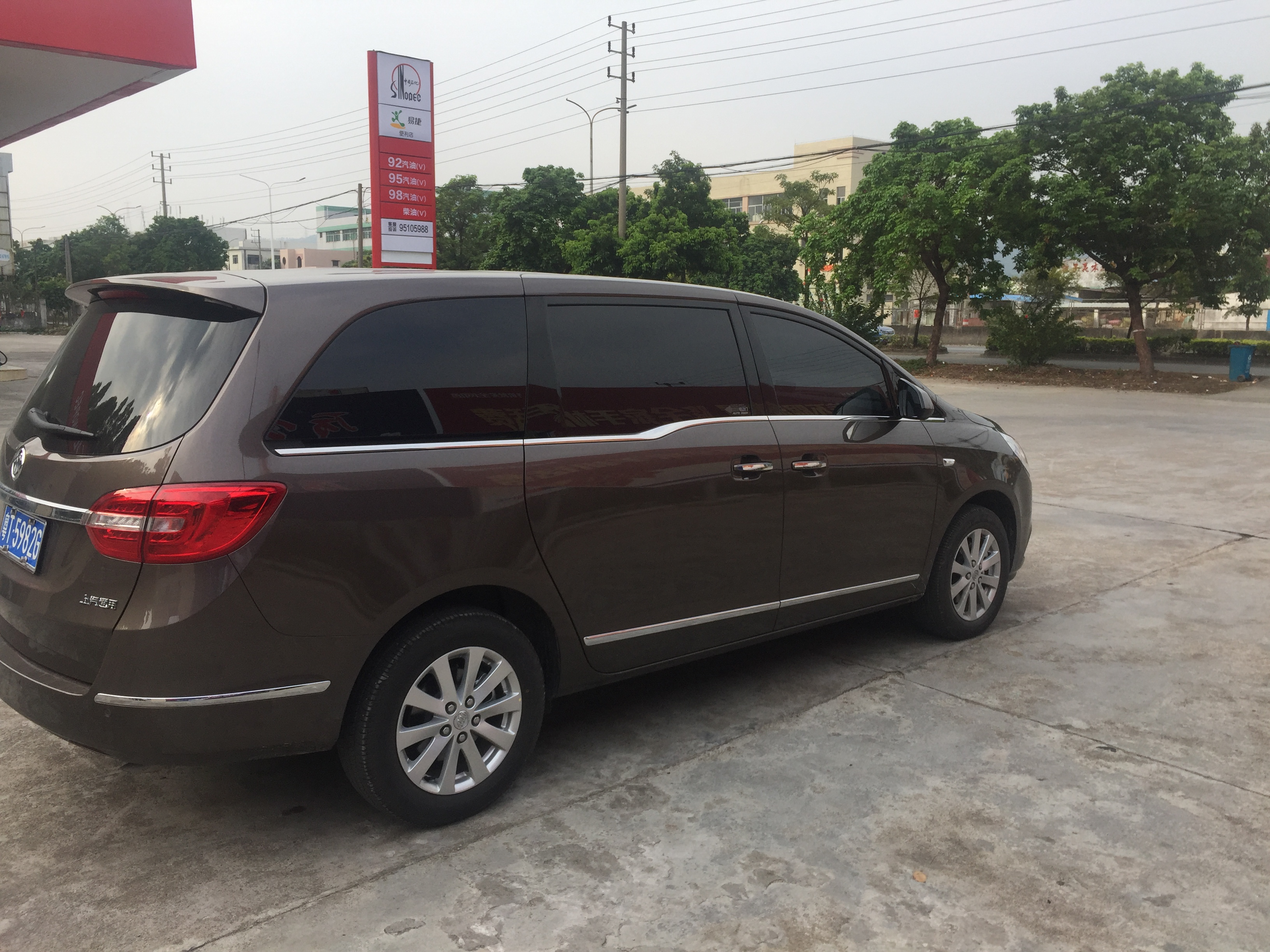 面包車圖片/面包車樣板圖 (2)