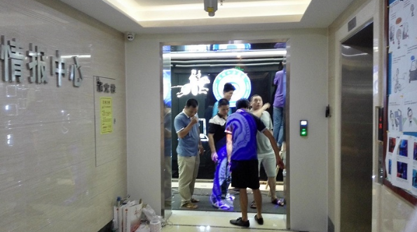 自動感應門選購  自動感應門廠家批發(fā)