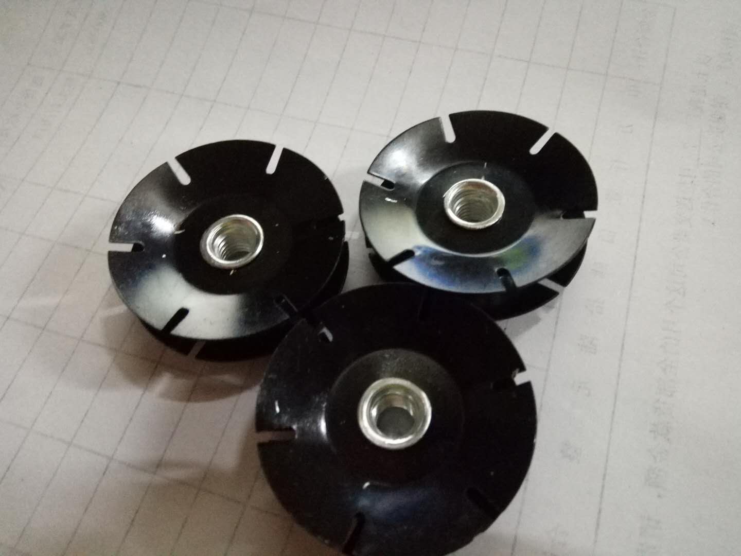 深圳專業(yè)加工生產(chǎn)梅花彈片螺母廠家直銷，深圳梅花彈片螺母報價價格，深圳梅花彈片螺母廠家批發(fā)