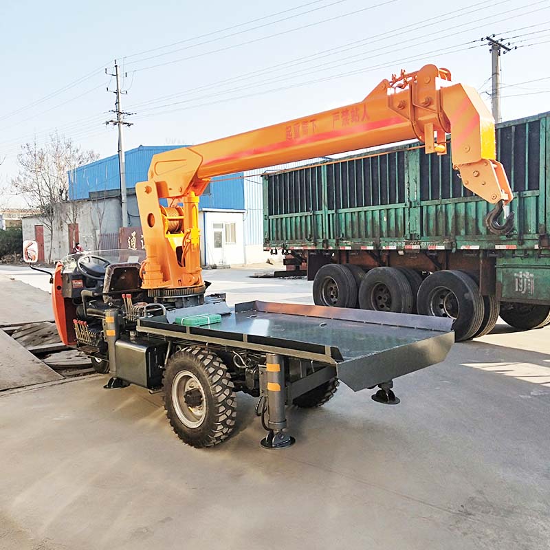 全自動三輪車隨車吊 多功能三輪車自備吊 三輪拖拉機改裝隨車吊