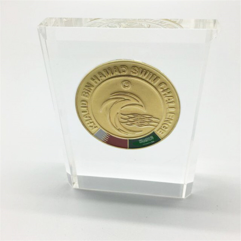 透明樹脂內(nèi)埋金屬片圖片/透明樹脂內(nèi)埋金屬片樣板圖 (2)