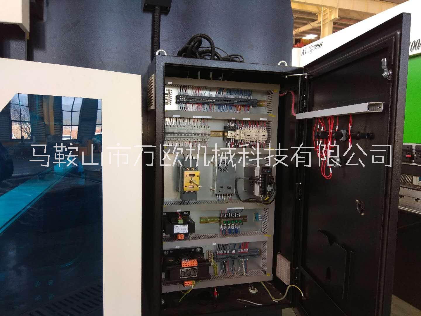 電液伺服折彎機(jī)圖片/電液伺服折彎機(jī)樣板圖 (2)