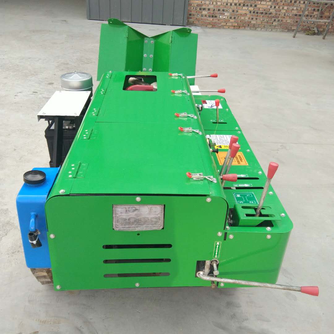 河北保定魯晨 履帶式多功能田園管理機(jī) 果園大棚必備機(jī)子