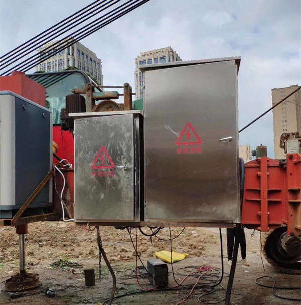 奧圣變頻器在長(zhǎng)螺旋鉆機(jī)上的應(yīng)用圖片