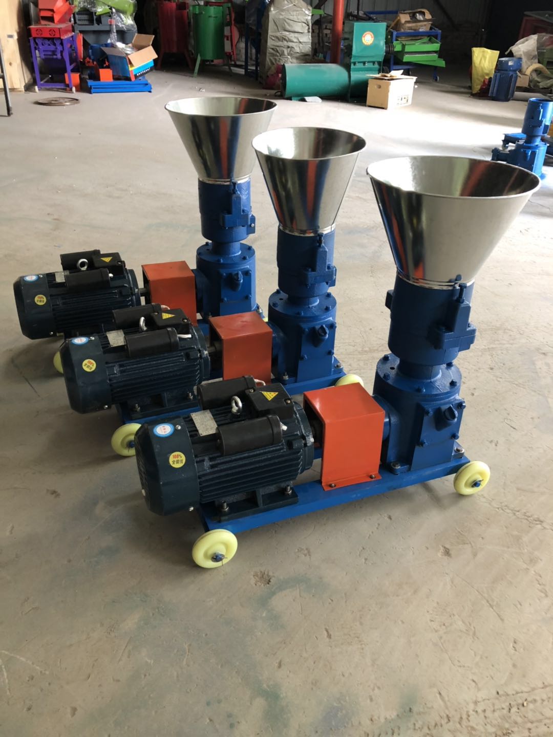 秸稈飼料顆粒機(jī)圖片/秸稈飼料顆粒機(jī)樣板圖 (3)