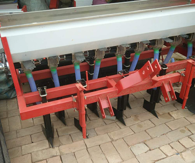 農(nóng)機(jī)開溝機(jī)廠家直銷