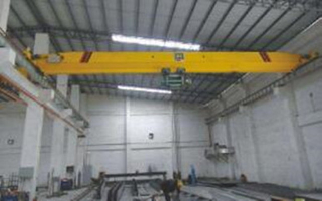 單梁起重機(jī)圖片