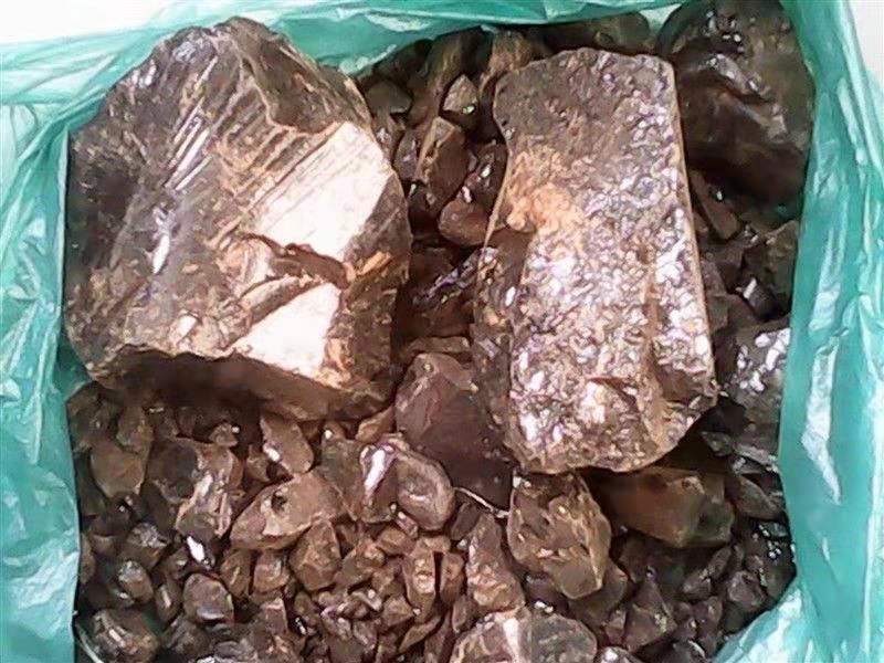 深色古馬龍樹(shù)脂圖片/深色古馬龍樹(shù)脂樣板圖 (2)