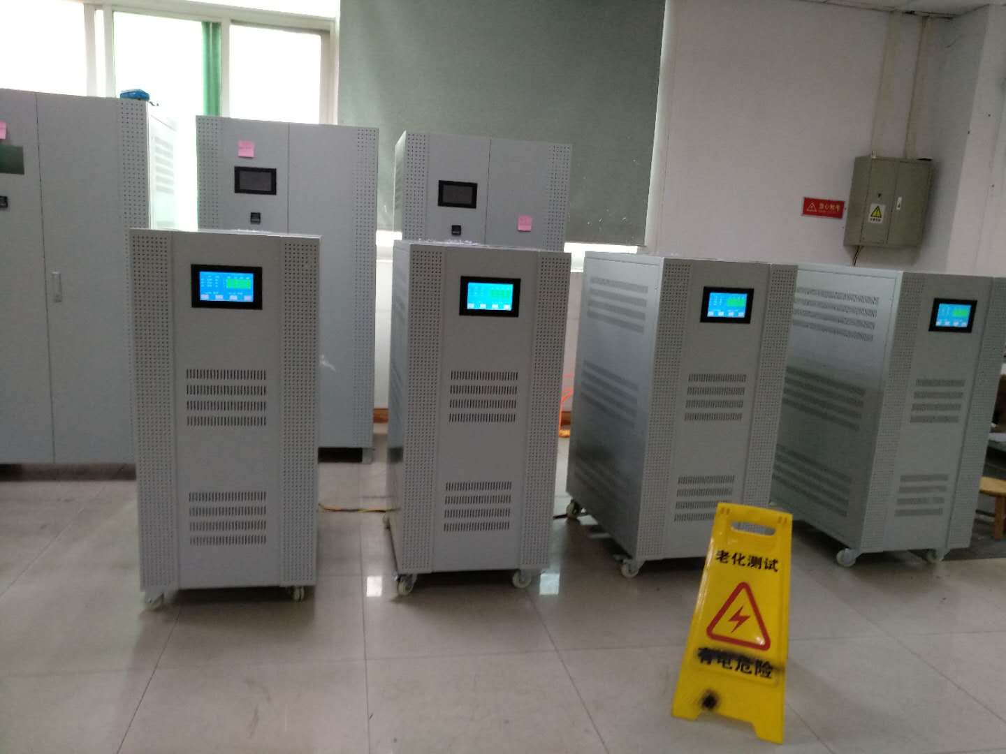 西門子CT機(jī)專用穩(wěn)壓器圖片/西門子CT機(jī)專用穩(wěn)壓器樣板圖 (2)