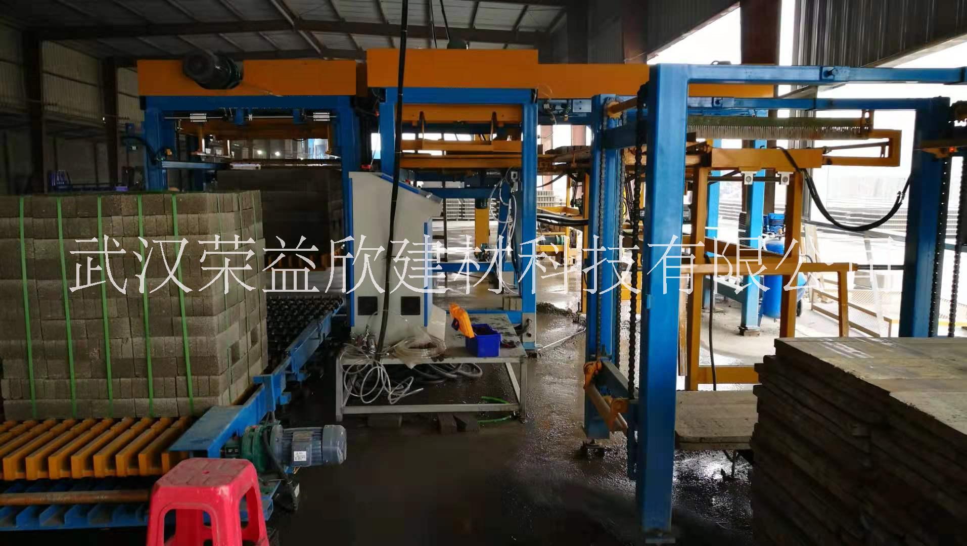 自動(dòng)碼磚機(jī)圖片/自動(dòng)碼磚機(jī)樣板圖 (3)