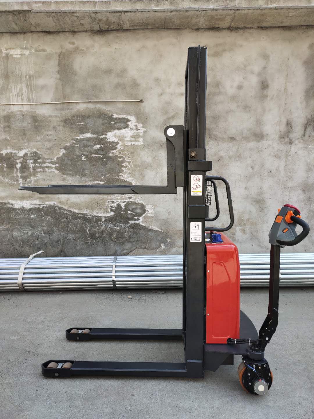 全電動堆高車圖片/全電動堆高車樣板圖 (2)