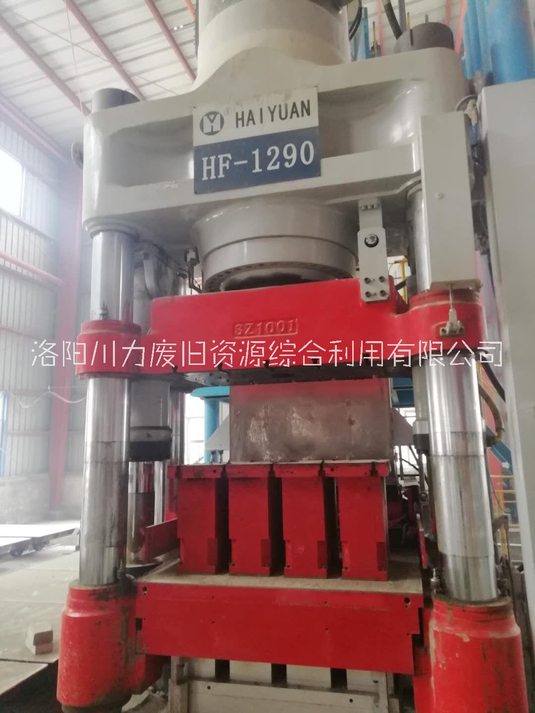 二手液壓磚機(jī)圖片