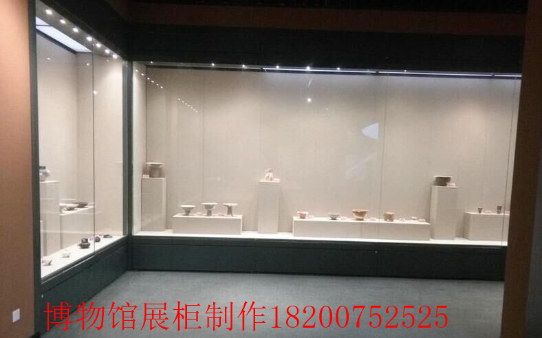 北京博物馆展柜制作厂家隆城展示博物馆展柜制作公司图片