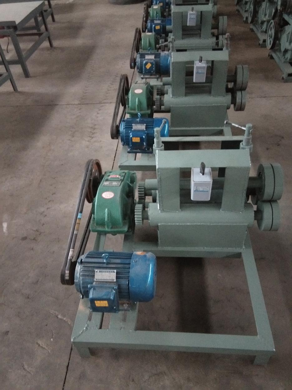 井蓋鋼邊機 水泥井蓋鋼邊機 井蓋鋼邊卷邊機 井蓋鋼邊機 井蓋卷邊機