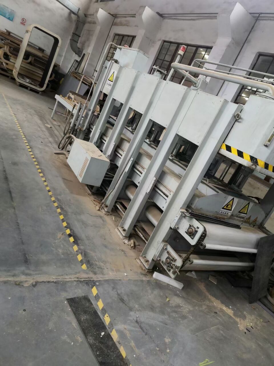 二手熱壓機(jī)圖片/二手熱壓機(jī)樣板圖 (2)