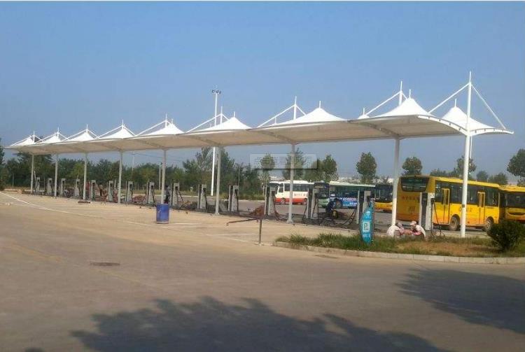 膜結(jié)構(gòu)停車棚圖片